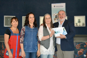 MINISTRO ZARATE EN ESCUELA 736 - MADRYN (4)