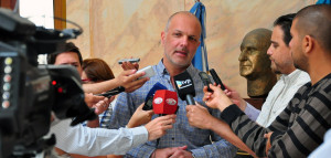 Buzzi rueda de prensa (2)